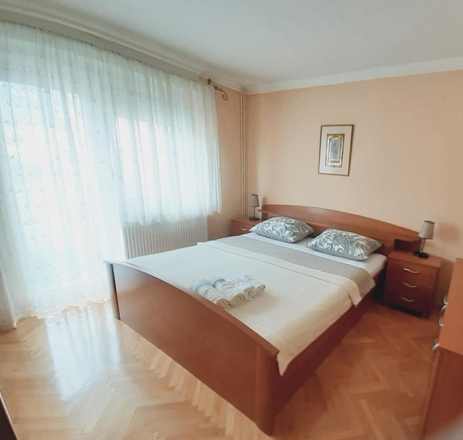 Spacious 80M2 Apartment In The Center Ljubuški Exterior foto